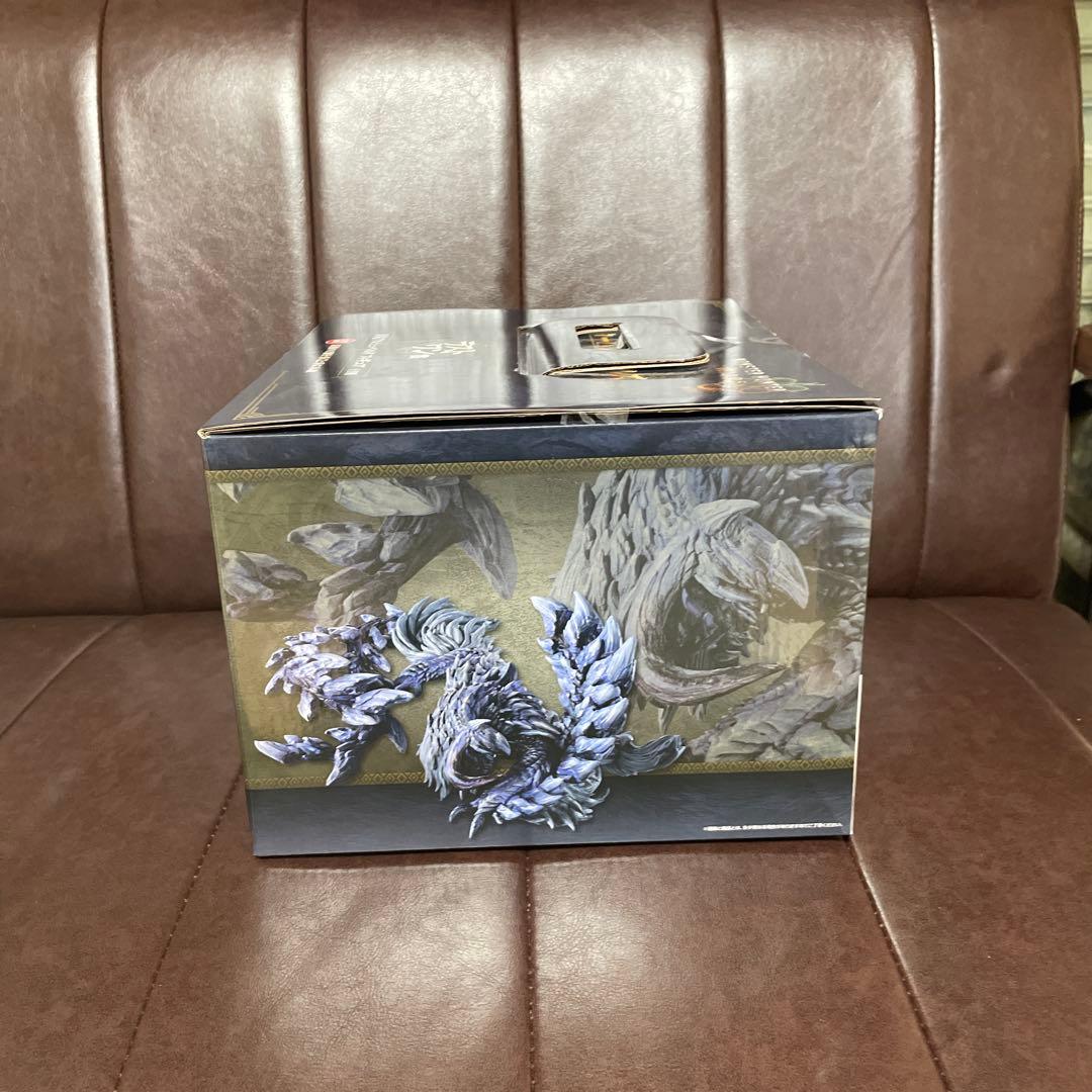 一番くじ　モンスターハンター ラストワン賞　護竜アルシュベルドフィギュア