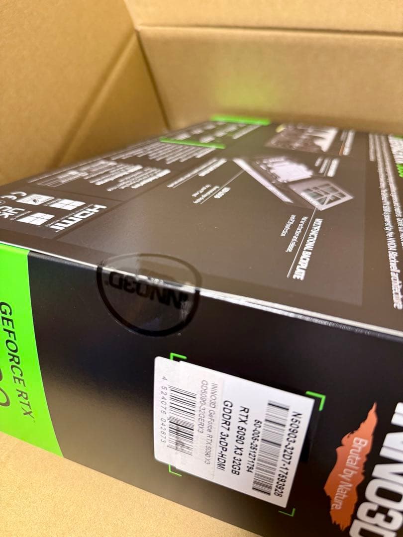 【新品未開封】INNO3D GeForce RTX 5090 X3 32GB