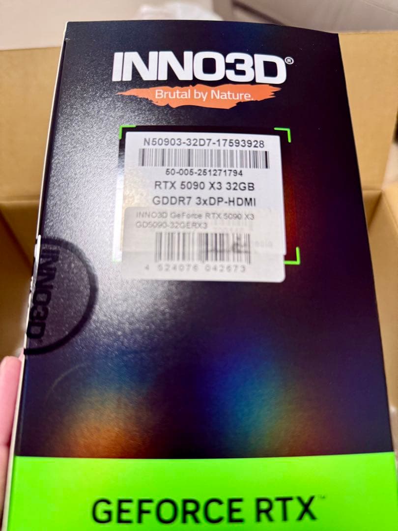 【新品未開封】INNO3D GeForce RTX 5090 X3 32GB