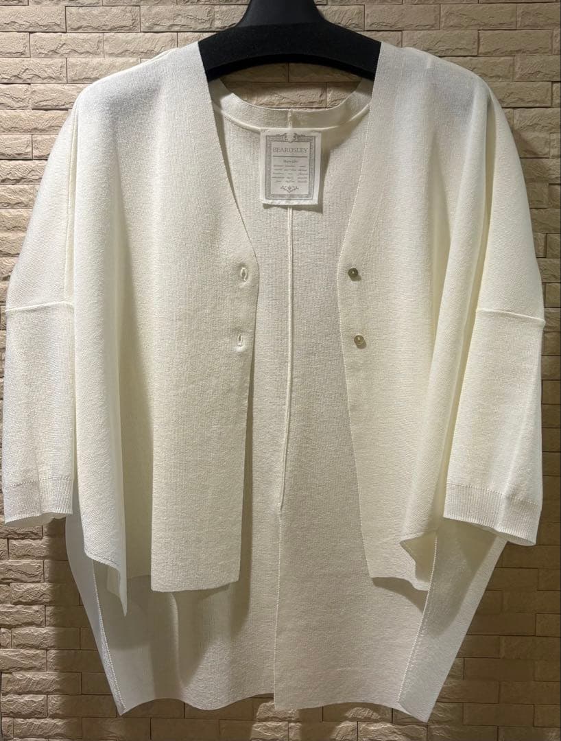 ビアズリー サラッとカーディガン 未使用品