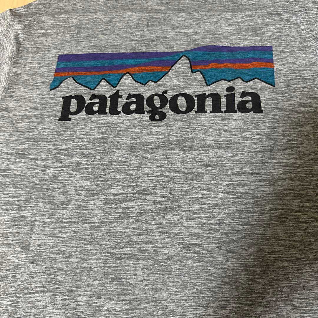 パタゴニアpatagonia グレー Tシャツ 　キャプリーンクールデイリーS