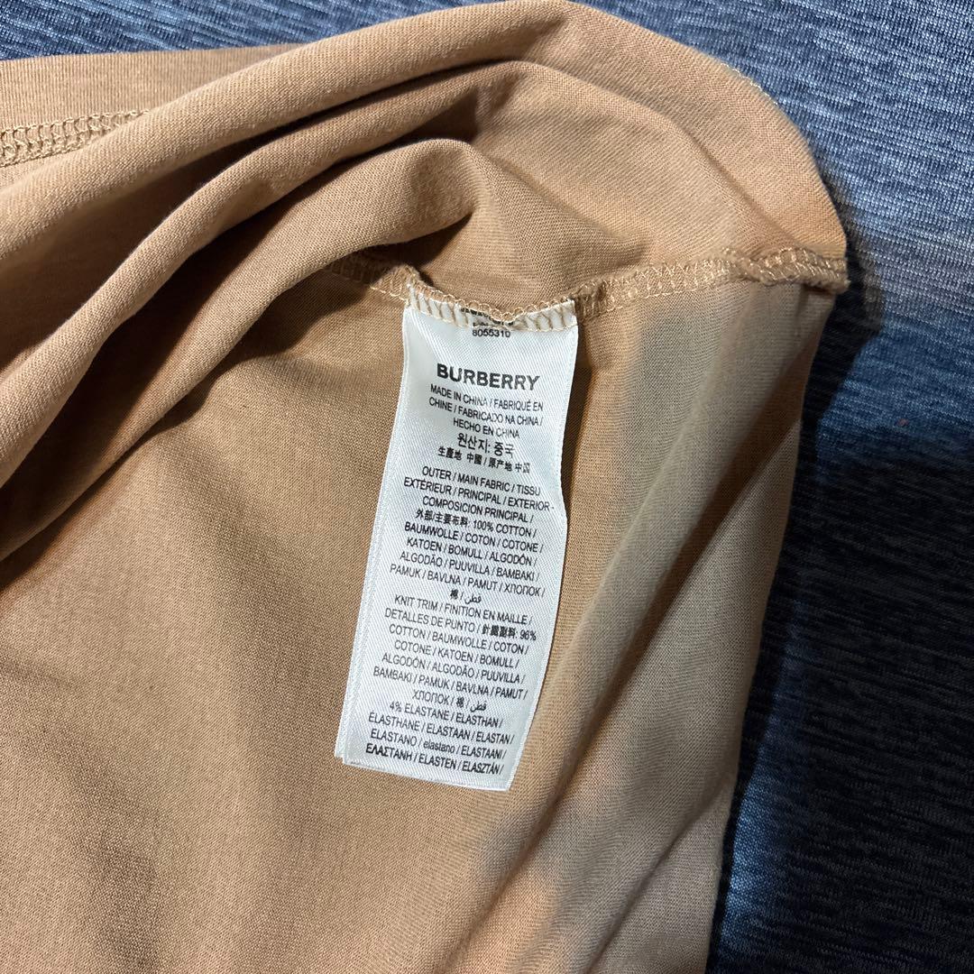 ち*る様 BURBERRYブラウンTシャツ