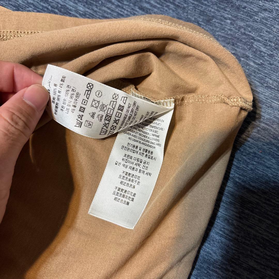 ち*る様 BURBERRYブラウンTシャツ