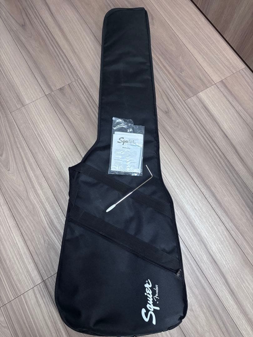 ベース Squier by Fender Classic Vibe bass VI