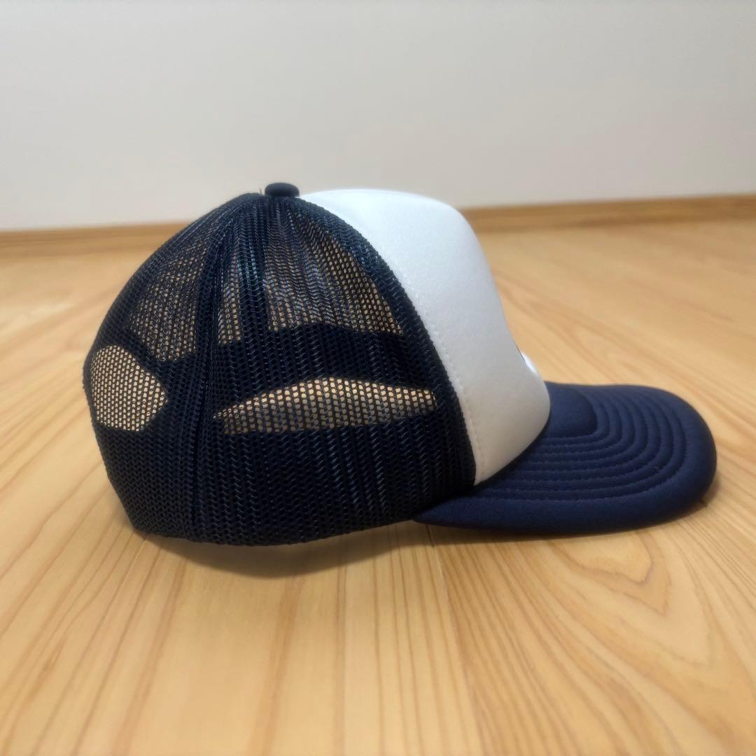【美品】KITH トラッカーキャップ ホワイト/ネイビー 帽子