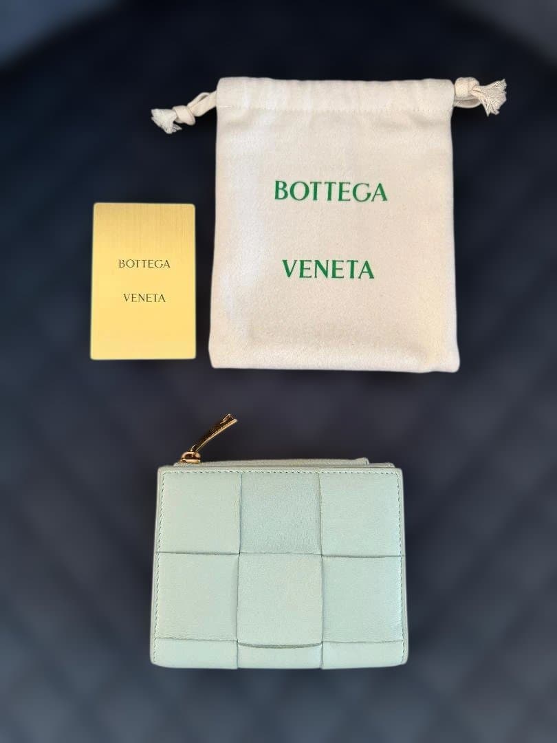 【正規品】BOTTEGA VENETAボッテガイントレチャート二つ折り財布ブルー