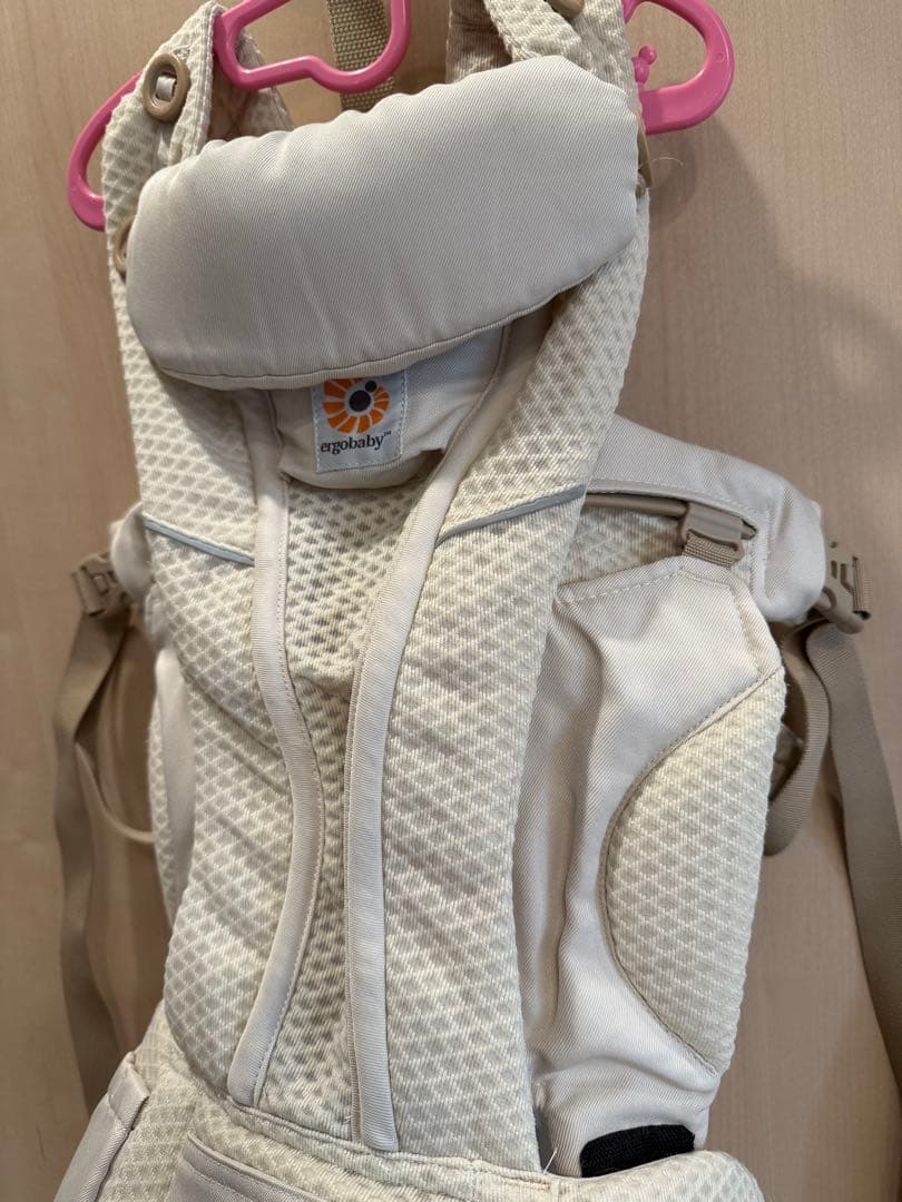 ergobaby オムニブリーズ　ナチュラルベージュ
