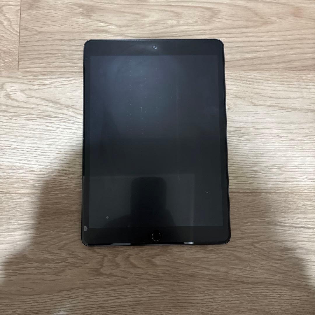 iPad第7世代　ロジクールキーボード付き