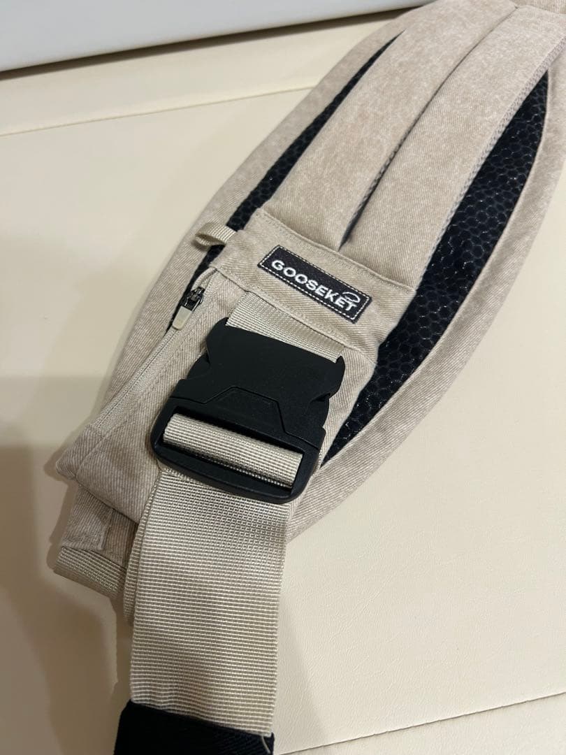 美品　KET 365 抱っこ紐　グスケット ベージュ