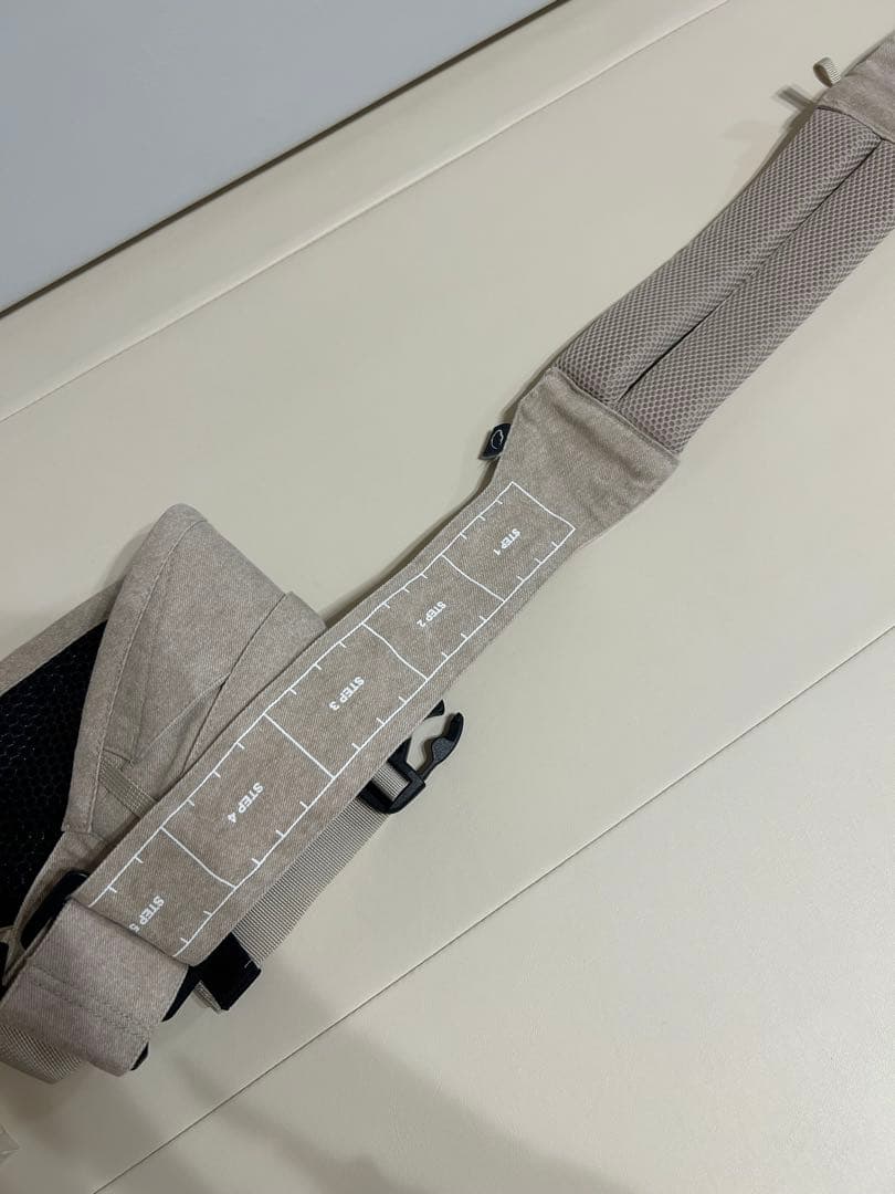 美品　KET 365 抱っこ紐　グスケット ベージュ