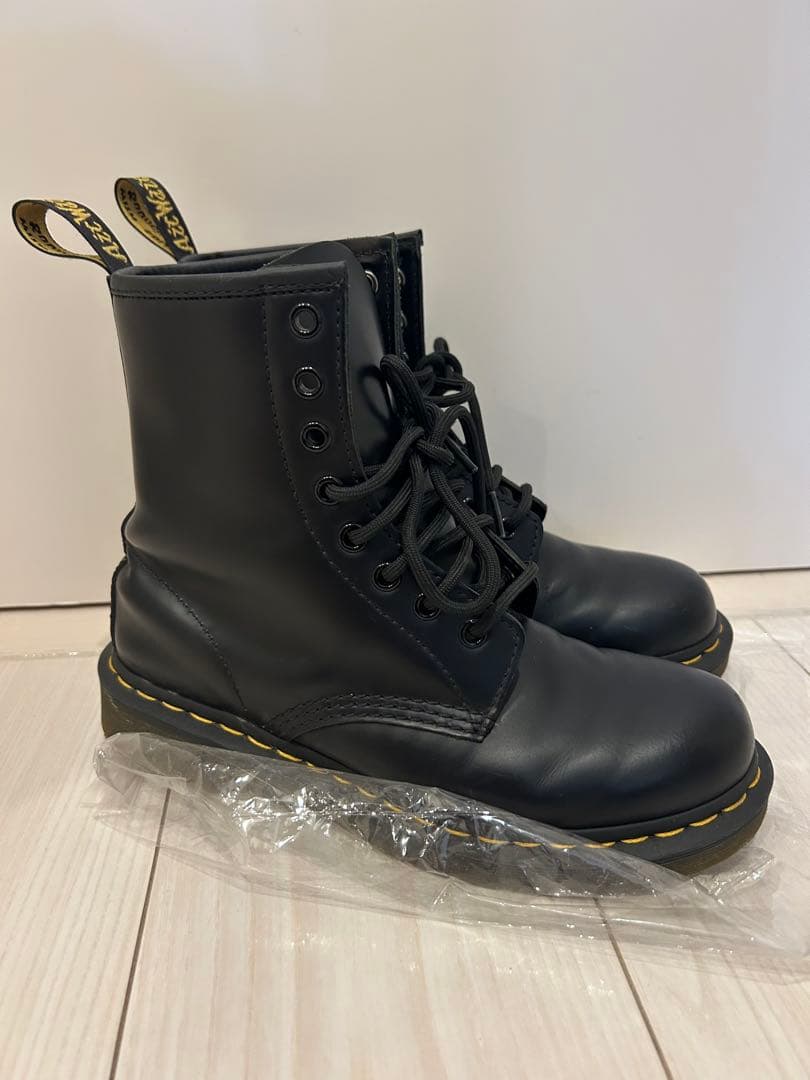 美品✨ブラックレザーブーツ ミッドカット