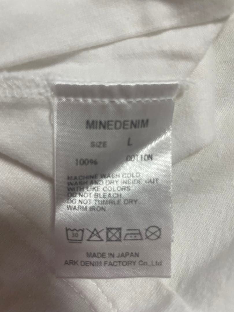 マインデニム　Carlijn Jacobs Tシャツ