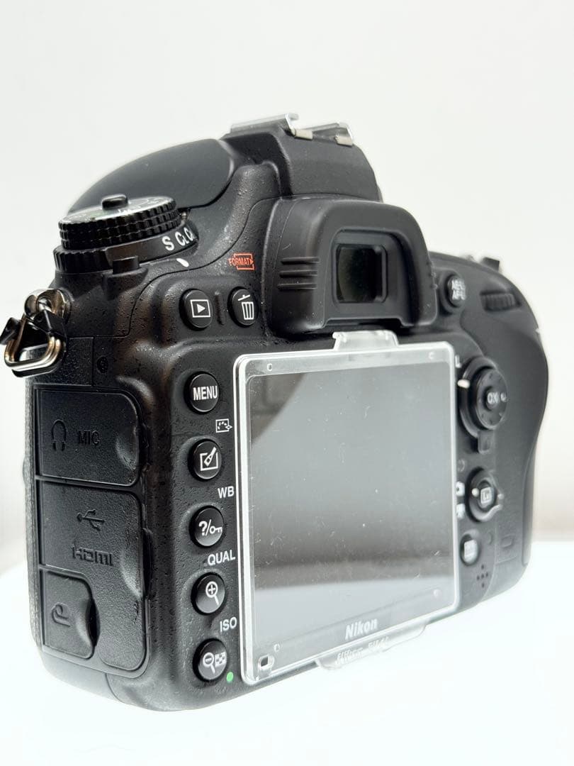 Nikon D610 フルサイズデジタル一眼レフ 本体　少し訳あり美品