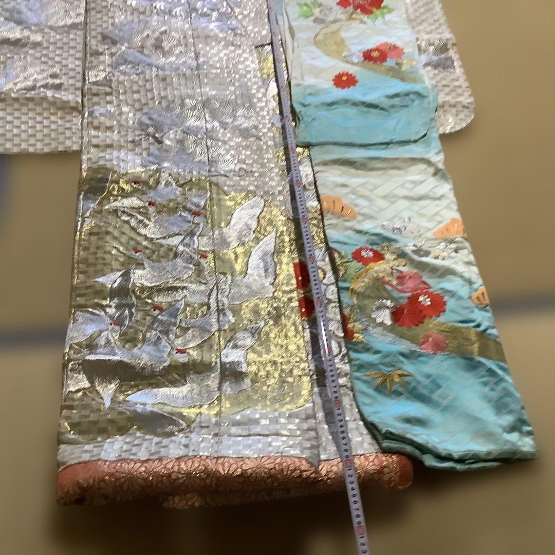花嫁シルバー系打ち掛けとブルー系振袖 セット　花柄 波模様