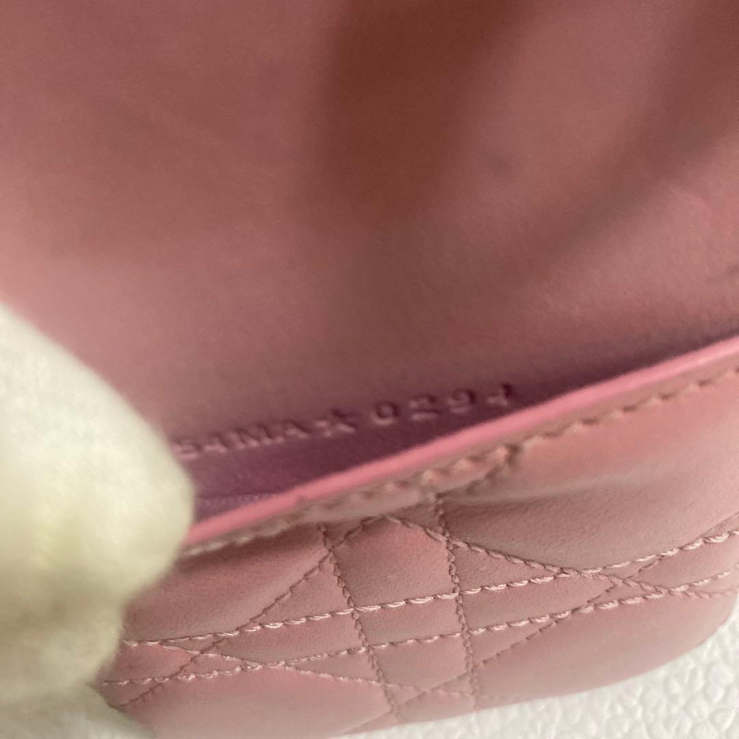 【新機種！良品】Dior　LADY DIOR　iPhone16ケース　羊革
