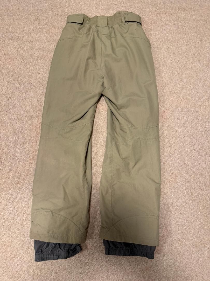 スノーボードウェア　上着RONIN、ズボンHELLY HANSEN セット