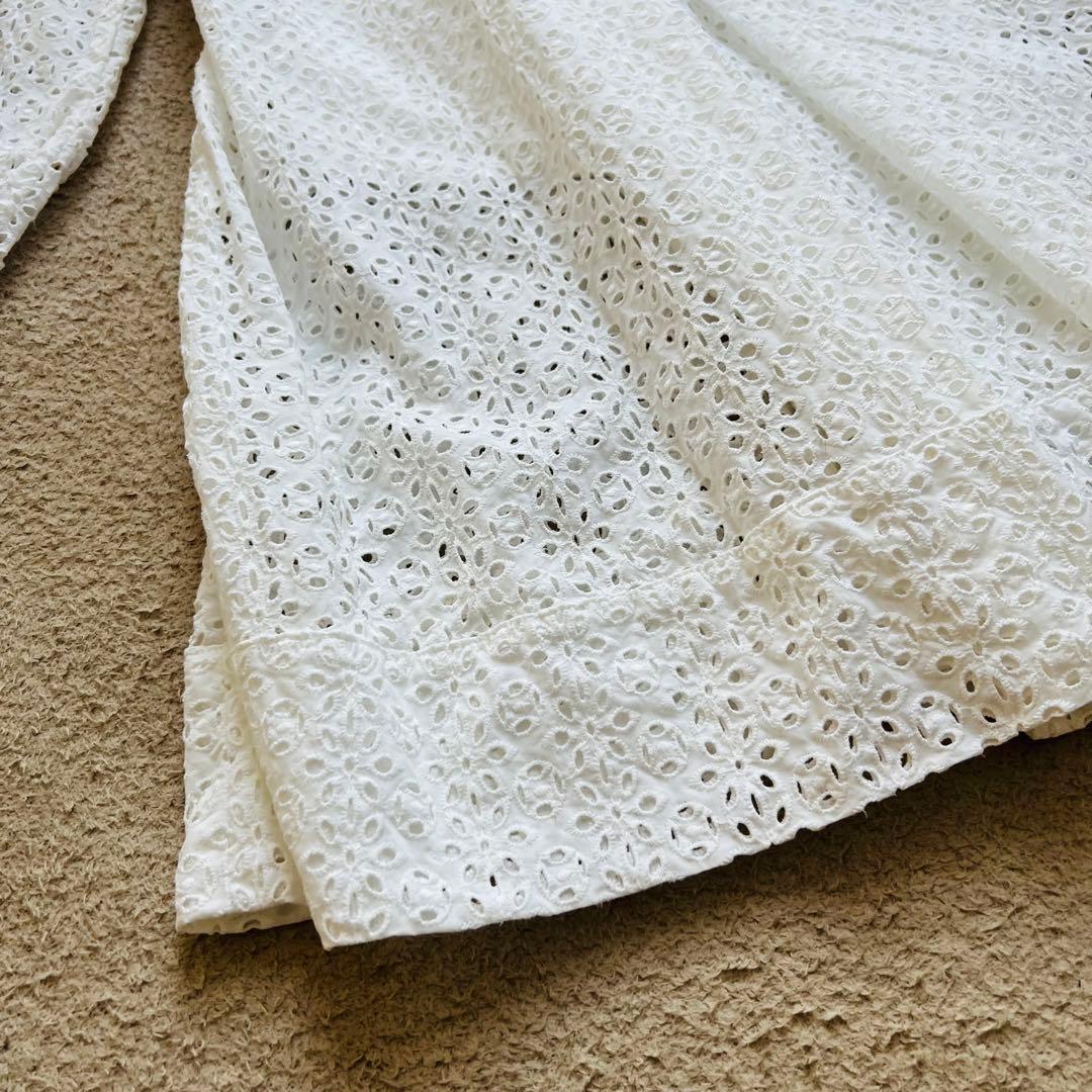 レッドバレンティノ　カットワーク刺繍　トレンチコート　ダブル　ホワイト