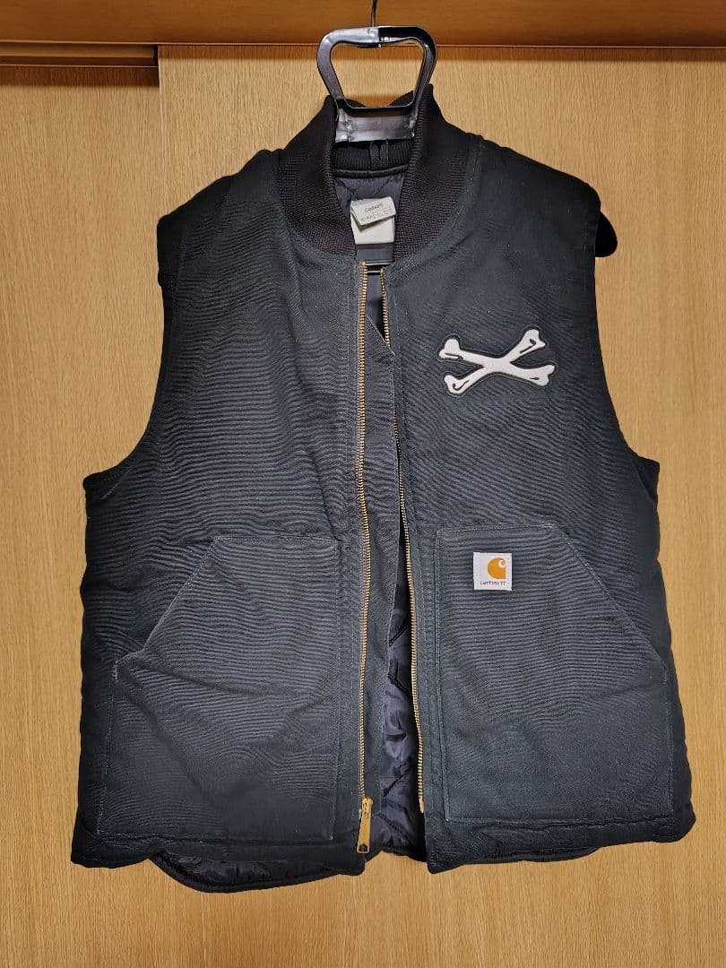 Carhartt クロスボーン刺繍 ブラックベスト　ダック生地裏地キルティング