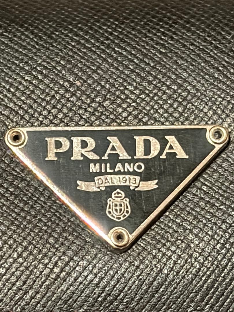 【美品】PRADA サフィアーノ レザー 三つ折り財布 プラダ ブラック