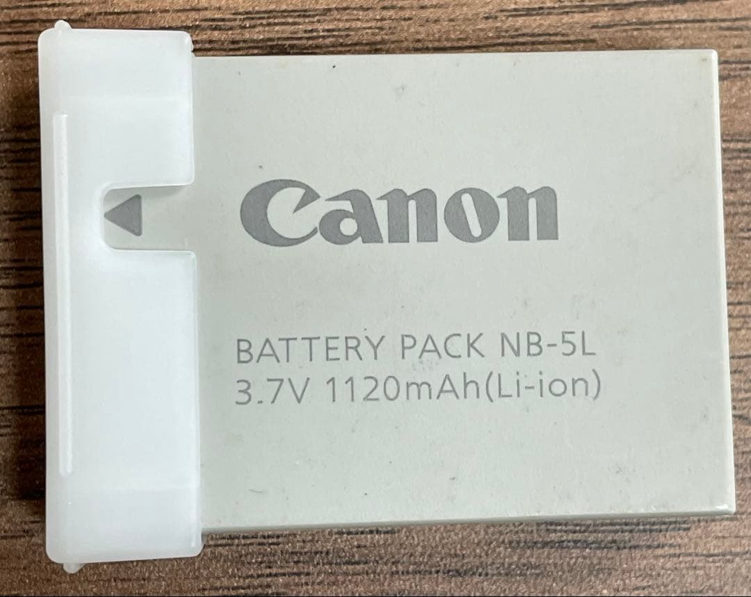 ⭐︎Canon IXY DIGITAL 810 IS シルバー　純正ソフトケース付