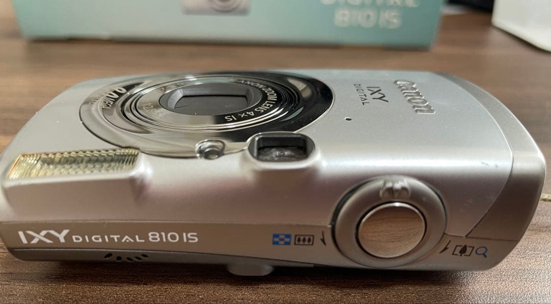 ⭐︎Canon IXY DIGITAL 810 IS シルバー　純正ソフトケース付