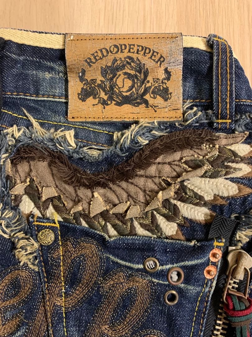 RED PEPPER ウイング刺繍 フレアデニム 26 flared jeans