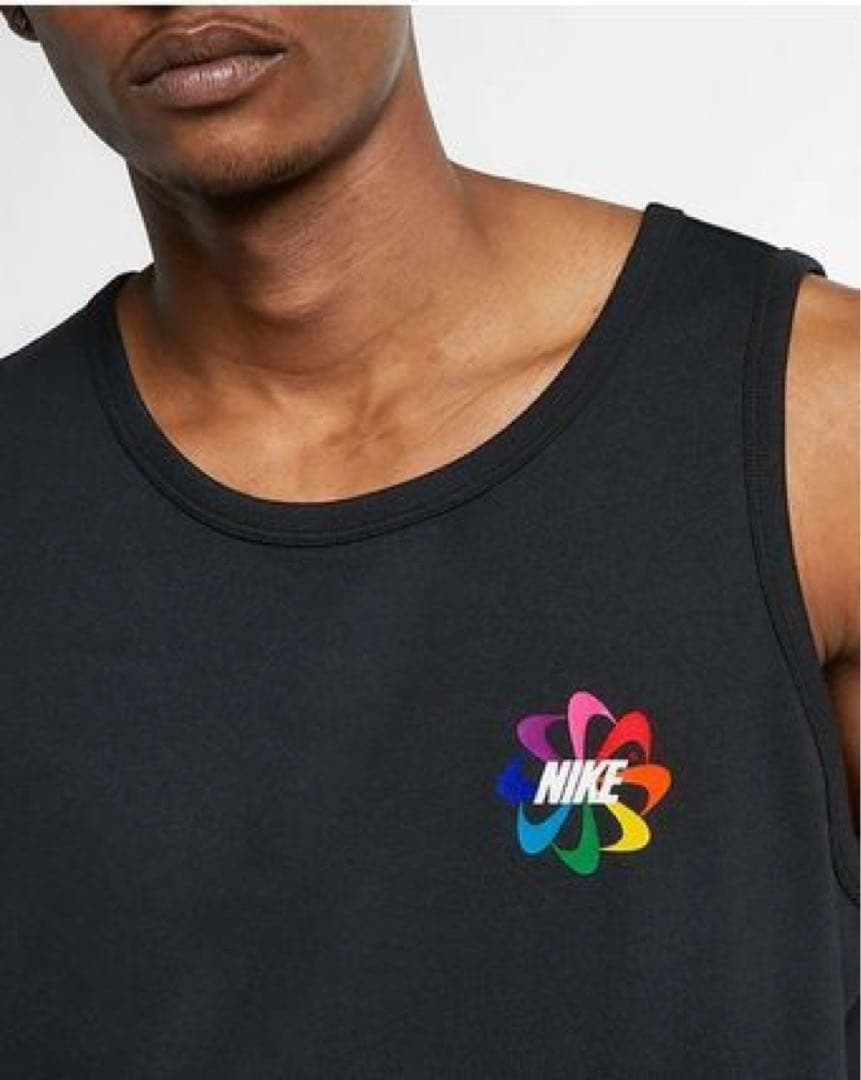 ★*★様 NIKE BE TRUE タンクトップ 風車ロゴ black 未開封
