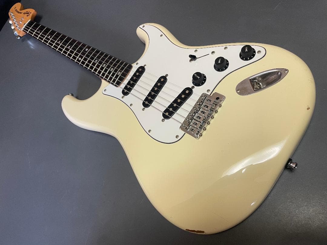 Aシリアル フジゲンSquier CST-30