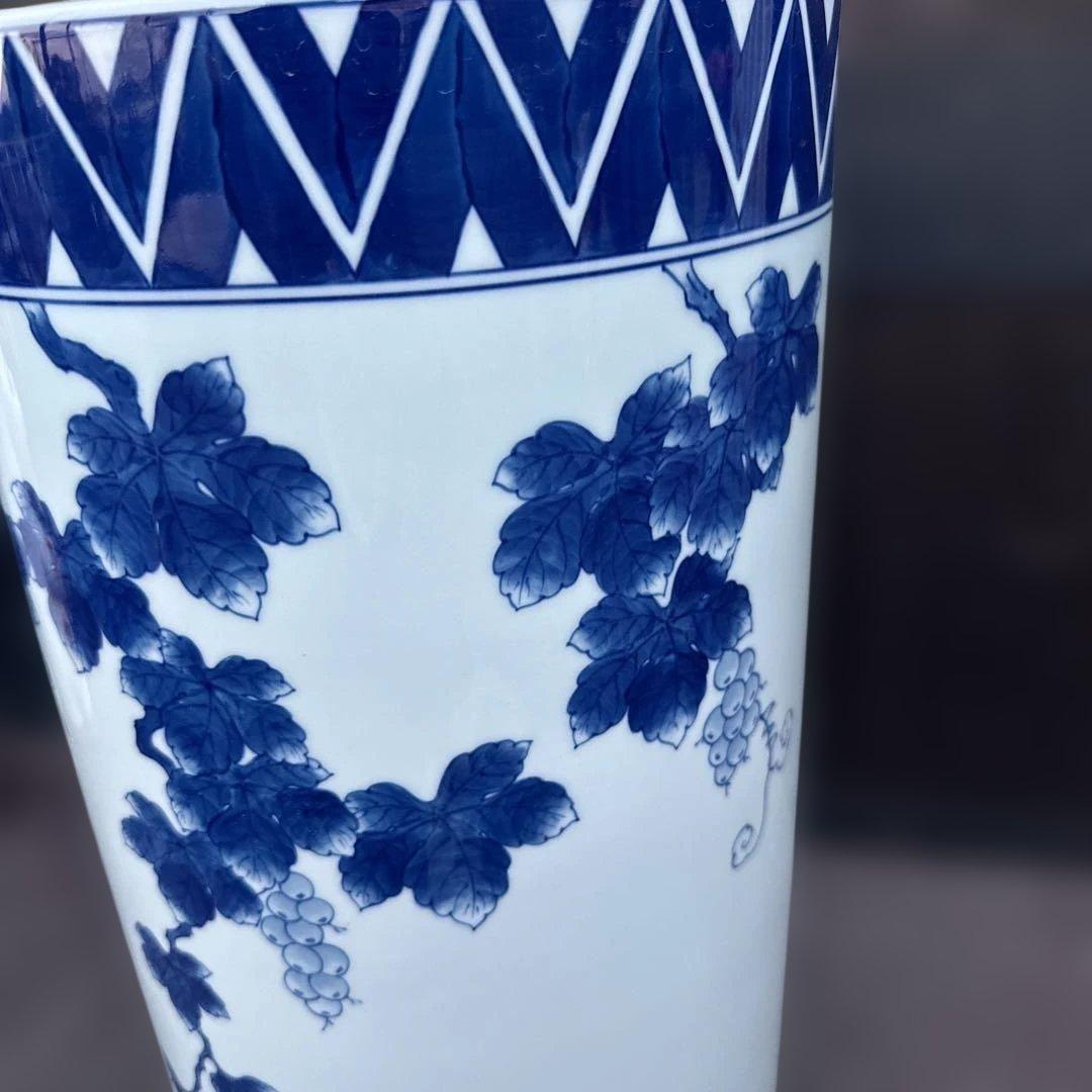 お値下げ❣️青と白のブドウモチーフ陶器　傘立て