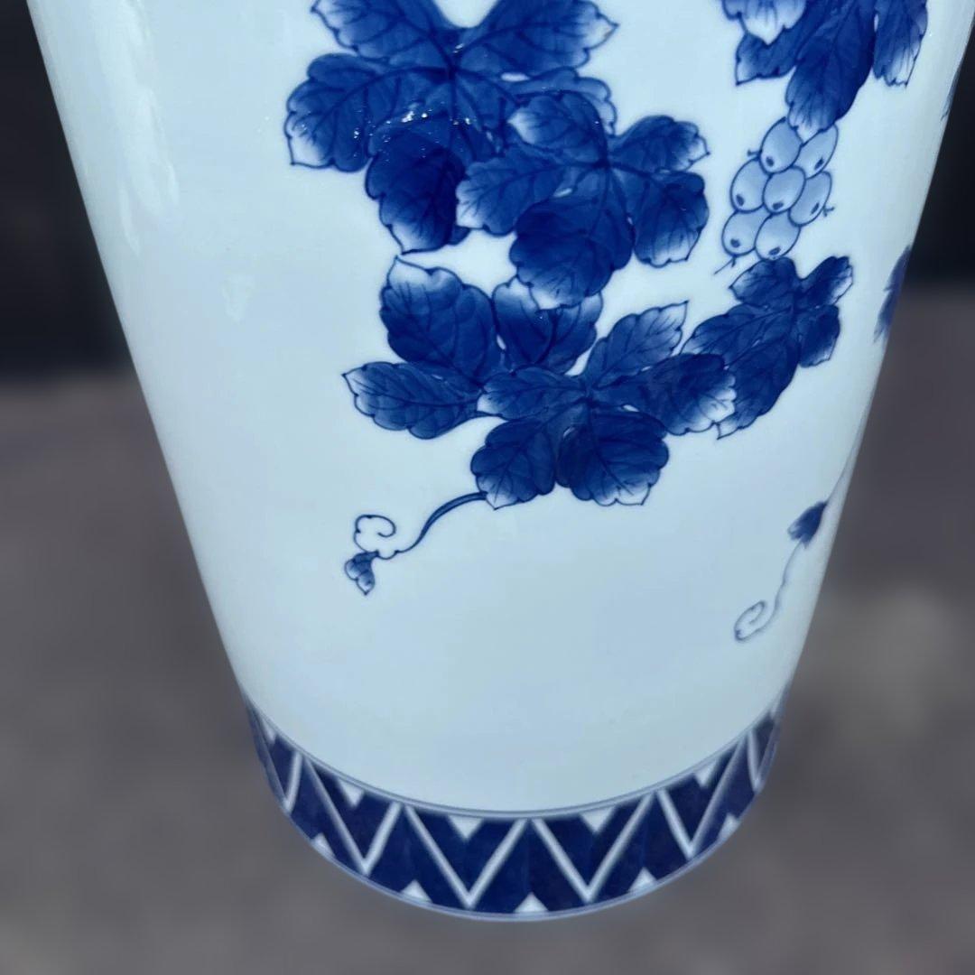 お値下げ❣️青と白のブドウモチーフ陶器　傘立て