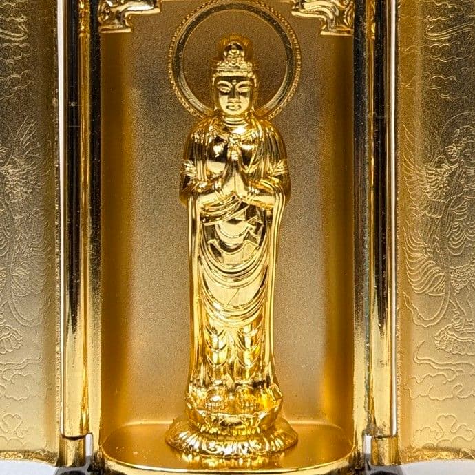 【さらに値下げ・新品】 厨子付き聖観音菩薩　合金製金メッキ　総高さ約9.5㎝