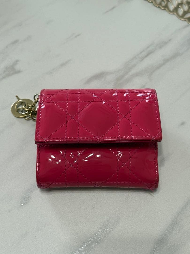DIOR ディオール エナメル 三つ折り財布 ピンク 箱付き 正規品 美品