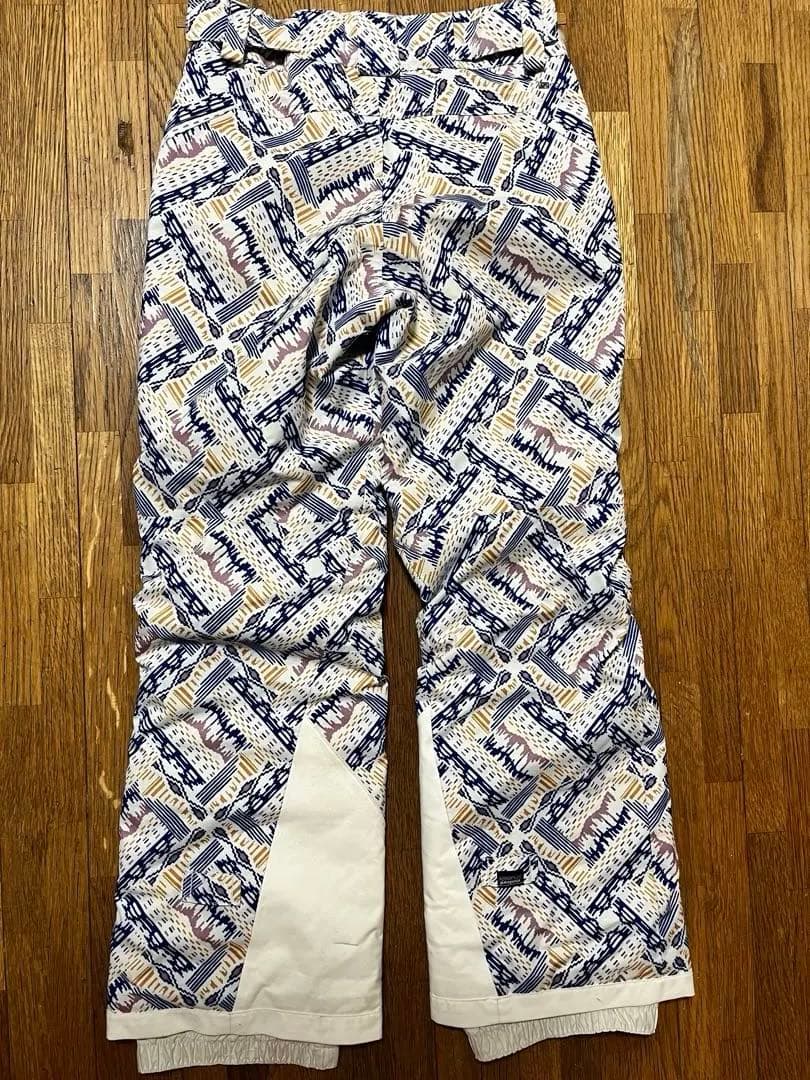 【ひいおさま専用】patagonia ガールズ・スノーベル・パンツ