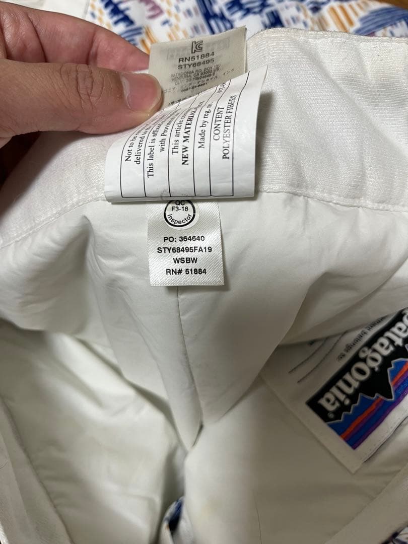 【ひいおさま専用】patagonia ガールズ・スノーベル・パンツ
