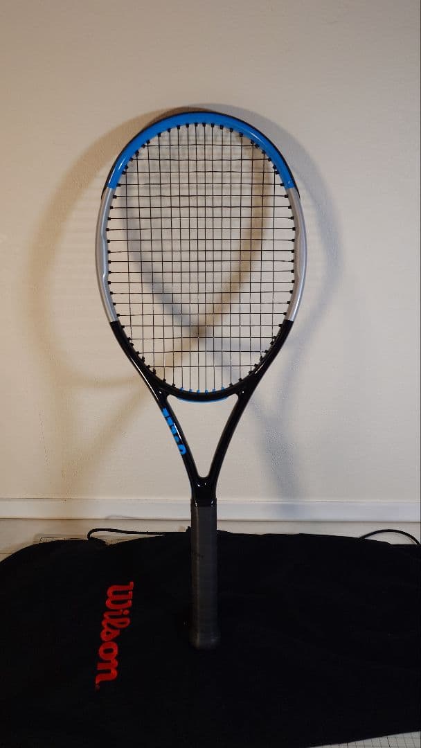 Wilson ULTRA TOUR 95CV（グリップサイズ２）