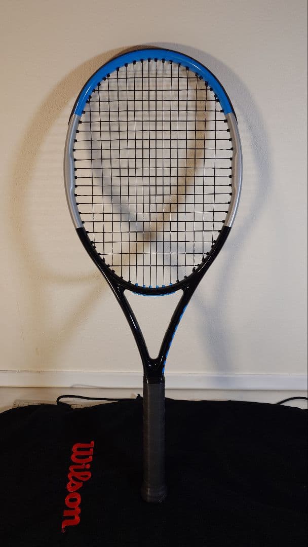 Wilson ULTRA TOUR 95CV（グリップサイズ２）