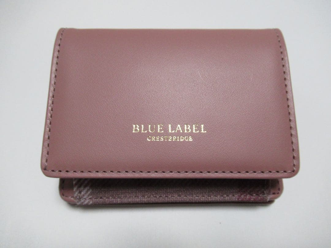 ブルーレーベルクレストブリッジ 新品！小銭入れ付きコンパクト折り財布 ピンク系