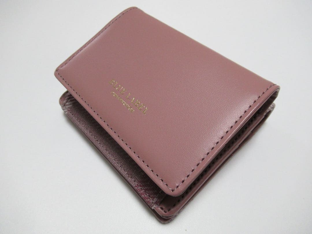 ブルーレーベルクレストブリッジ 新品！小銭入れ付きコンパクト折り財布 ピンク系