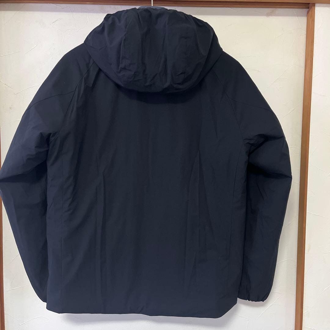 ユニクロC パフテックパーカー 完売人気商品
