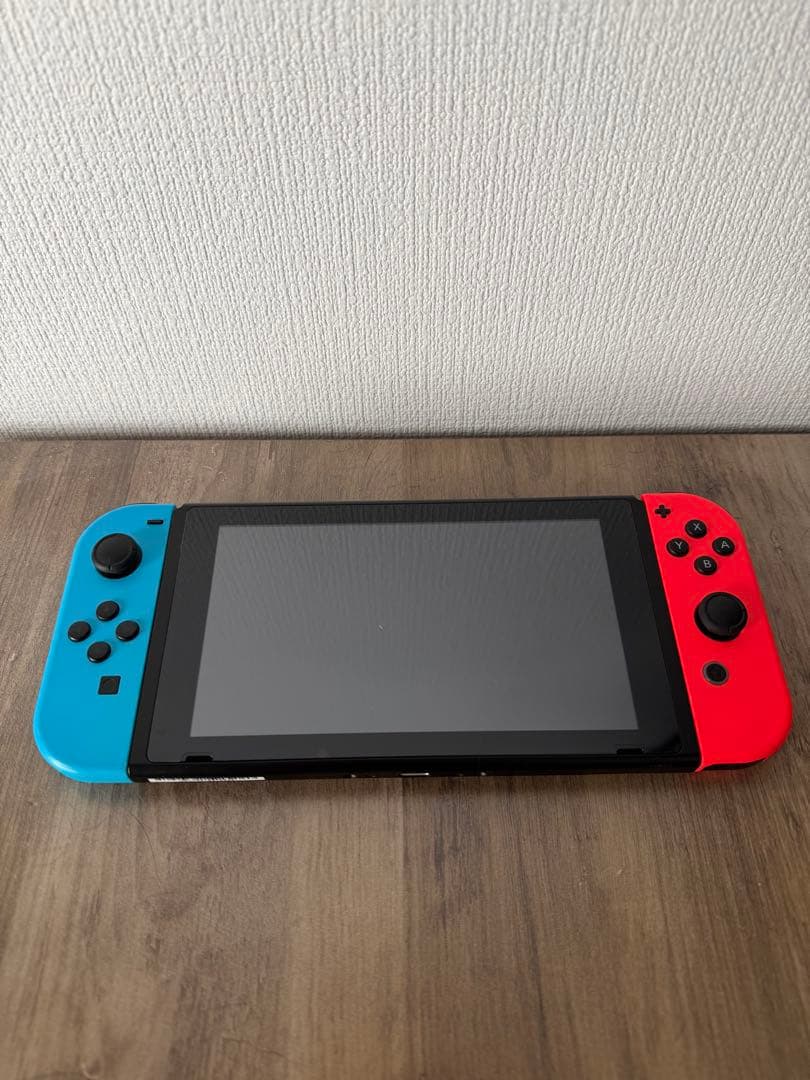 Nintendo switch 本体 ジョイコン2個 周辺機器おまけ