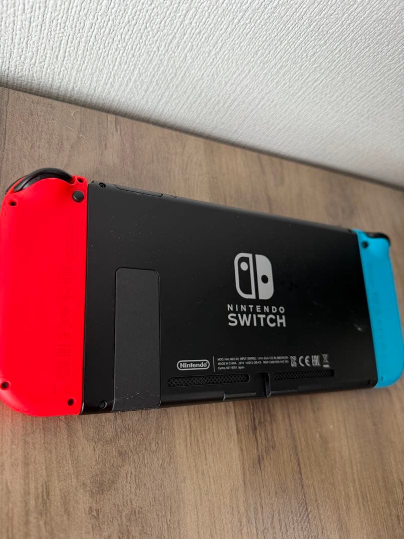 Nintendo switch 本体 ジョイコン2個 周辺機器おまけ