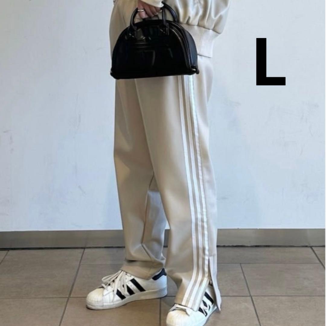 新品　adidas フェイクレザー ファイヤーバード トラックパンツ Lベージュ