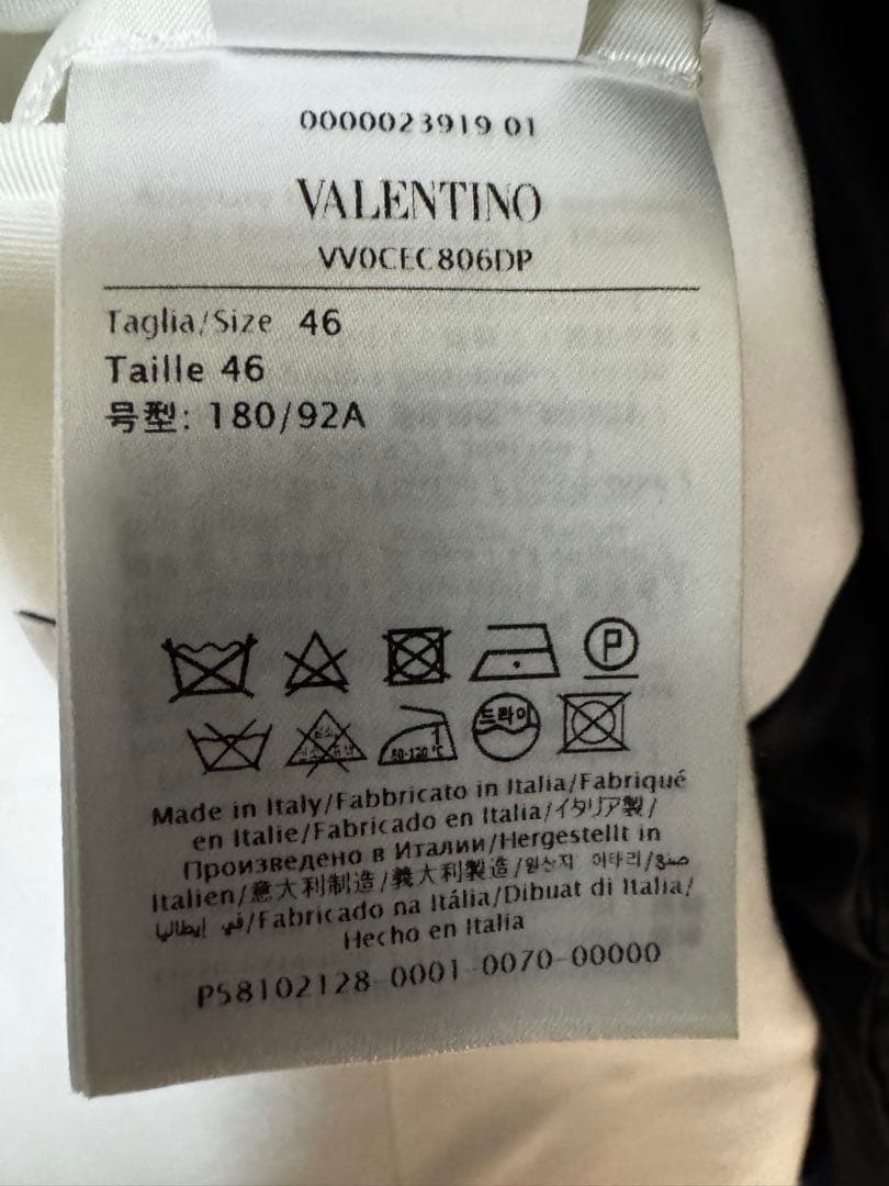 VALENTINO ブラック テーラードジャケット、スラックス