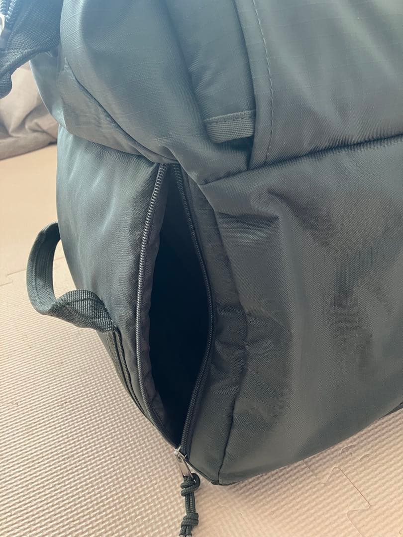 【最終値下げ】Coleman バックパックボストン　50リットル　オリーブ色