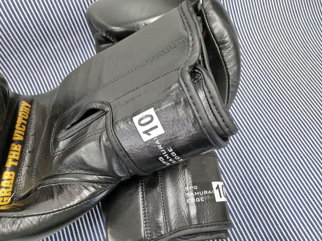 【正規品】BODYMAKER SAMURAIEDGE ボクシンググローブ10oz