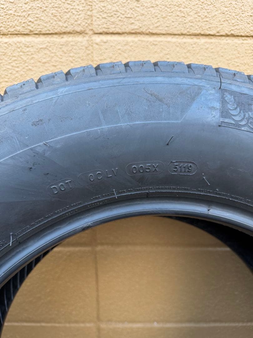 Michelin LATITUDE TOUR 17インチ265/65r17 4本