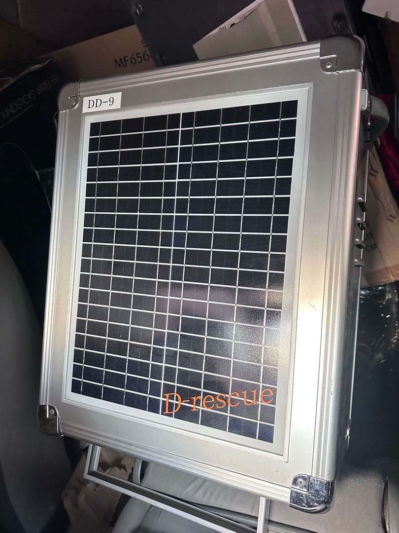 キャンピングカー用　発電機、太陽エネルギー 付き