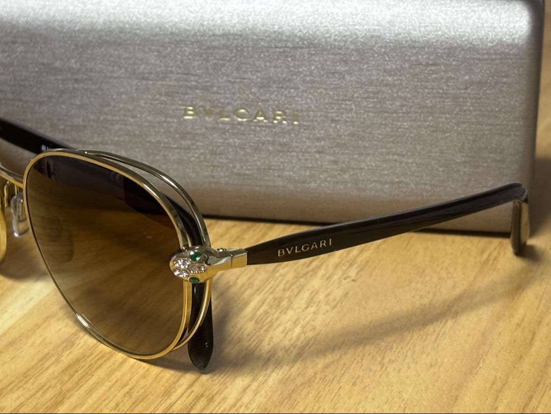 L*E様 【BVLGARI】サングラス　ケース付き　セルペンティ　ブルガリ　se