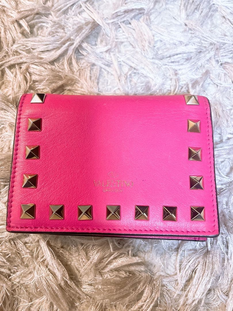 最終値下げ❗️早い者勝ち　ヴァレンティノ　VALENTINO 財布　二つ折り