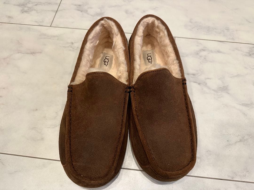 UGG M ASCOT ムートン　モカシン　スリッポン